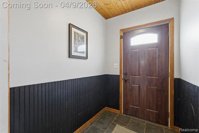 2929 Acorn Lane, Howell, MI 48843