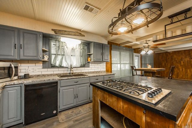 197 Jones Loop, El Paso, AR 72045