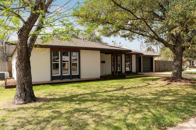 1111 Radam CIR, Austin, TX 78745