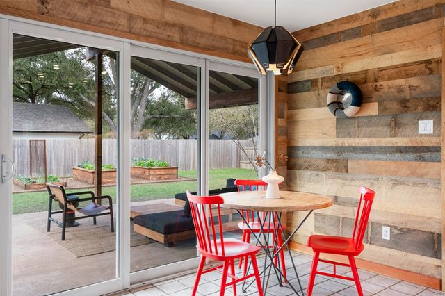 1111 Radam CIR, Austin, TX 78745