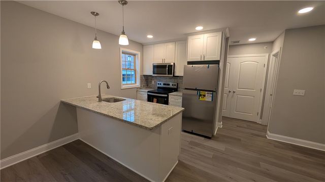 242 Walnut Street 2, Bethlehem City, PA 18018