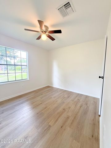 208 Castle Row, Lafayette, LA 70506