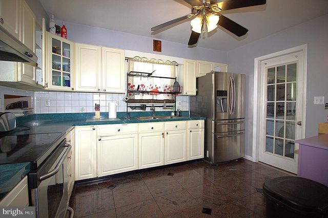 2517 MCCOMAS AVE, Dundalk, MD 21222