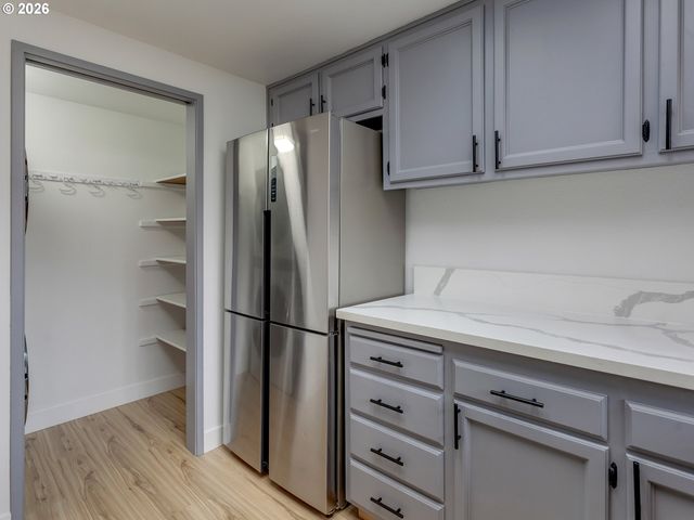 6228 MERIDIAN Cir 7, West Linn, OR 97068