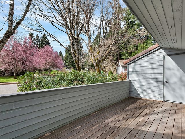 6228 MERIDIAN Cir 7, West Linn, OR 97068