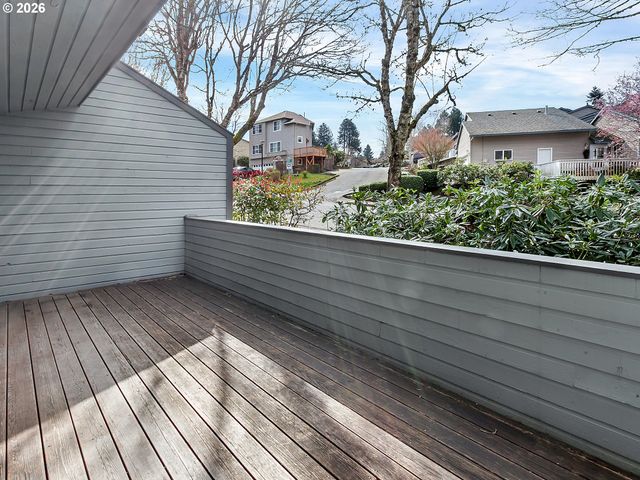 6228 MERIDIAN Cir 7, West Linn, OR 97068