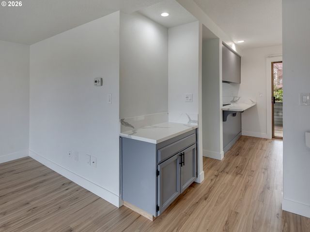 6228 MERIDIAN Cir 7, West Linn, OR 97068