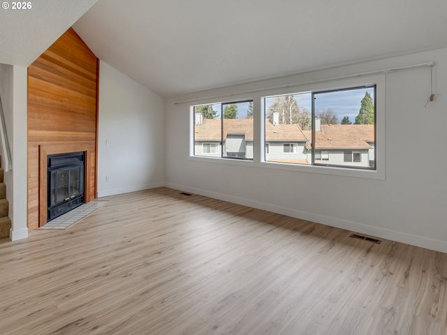 6228 MERIDIAN Cir 7, West Linn, OR 97068