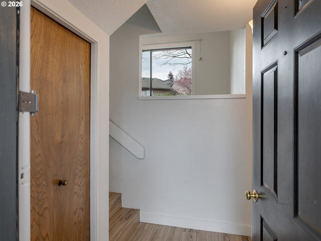 6228 MERIDIAN Cir 7, West Linn, OR 97068