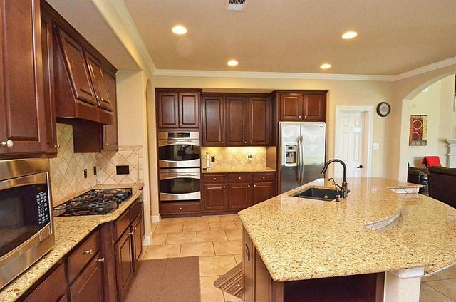 510 Mcallister Avenue, Sugar Land, TX 77479