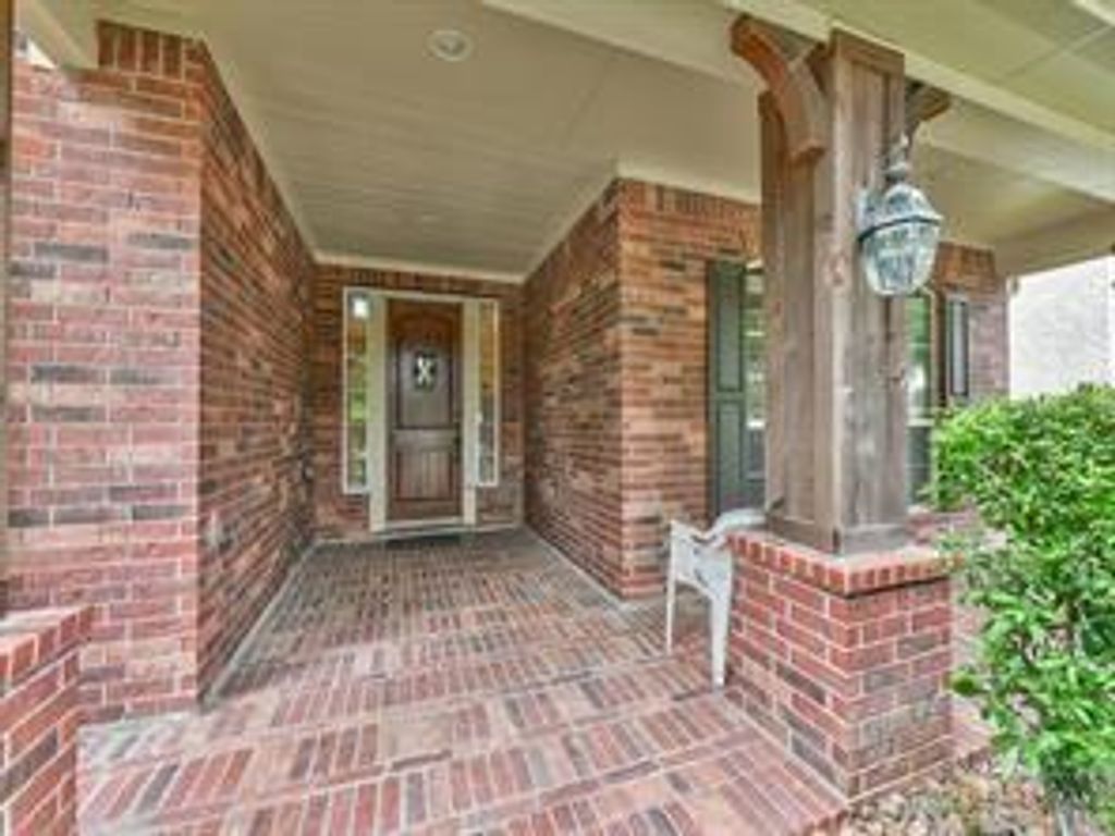 510 Mcallister Avenue, Sugar Land, TX 77479