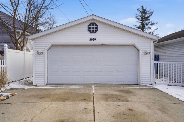 8929 Waruf Avenue, Portage City, MI 49002