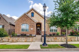 8220 Odell Street, North Richland Hills, TX 76182