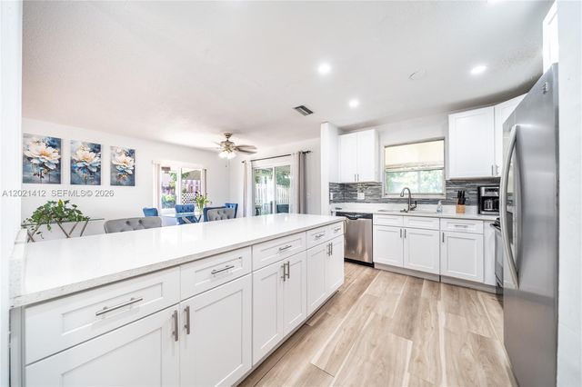 4360 NW 32nd Ct, Lauderdale Lakes, FL 33319