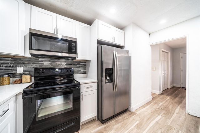 4360 NW 32nd Ct, Lauderdale Lakes, FL 33319