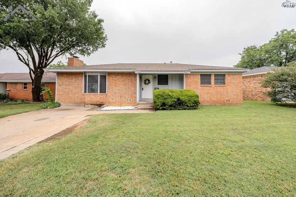 4665 MISTLETOE DRIVE, Wichita Falls, TX 76310