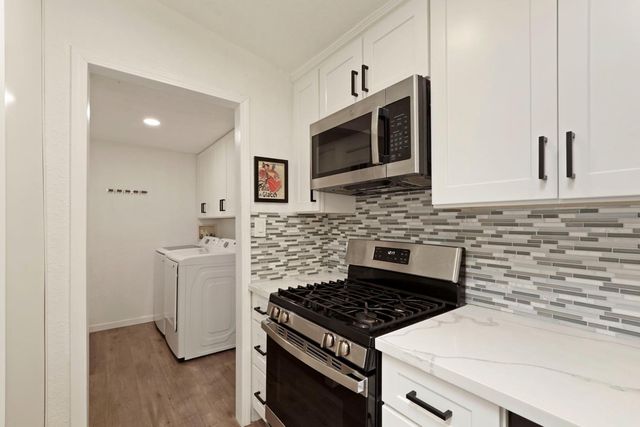 13 River Bend Dr, Lodi, CA 95242