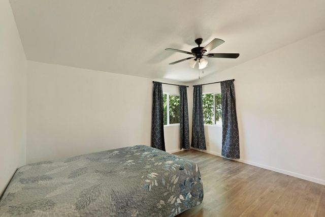 13 River Bend Dr, Lodi, CA 95242