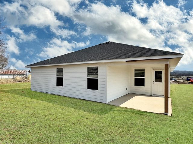 901 Sagely Street, Prairie Grove, AR 72753