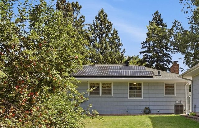 3093 Wilder Street N, Roseville, MN 55113
