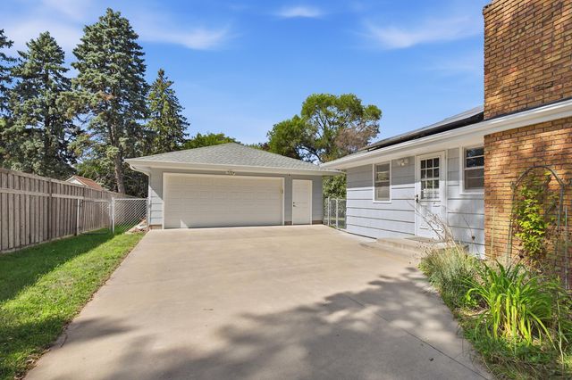 3093 Wilder Street N, Roseville, MN 55113