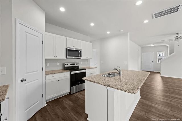 284 Deep River Rd., Aberdeen, NC 28315