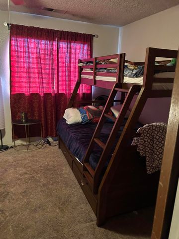 1011 N Lynora Street, Tulare, CA 93274