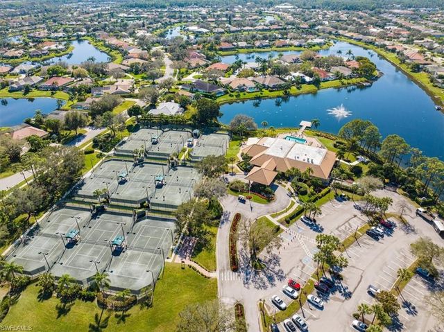 4568 Merganser CT, Naples, FL 34119