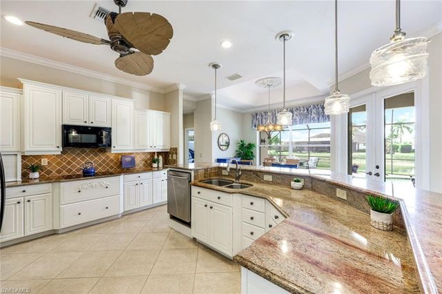 4568 Merganser CT, Naples, FL 34119