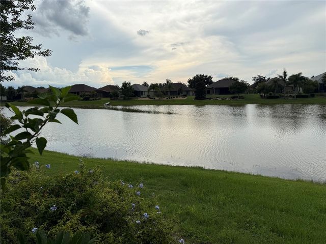 8301 BRIDGEPORT BAY CIRCLE, Mount Dora, FL 32757