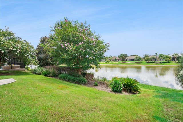 8301 BRIDGEPORT BAY CIRCLE, Mount Dora, FL 32757