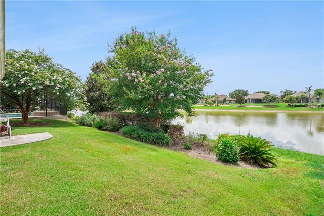 8301 BRIDGEPORT BAY CIRCLE, Mount Dora, FL 32757