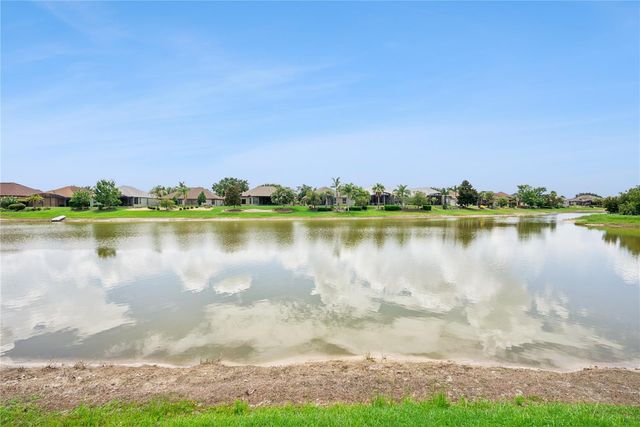 8301 BRIDGEPORT BAY CIRCLE, Mount Dora, FL 32757