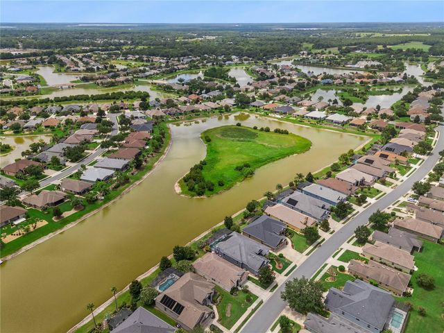 8301 BRIDGEPORT BAY CIRCLE, Mount Dora, FL 32757