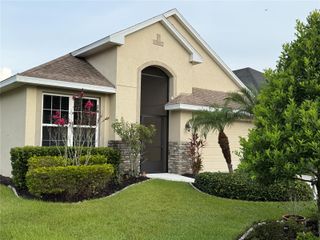 8301 BRIDGEPORT BAY CIRCLE, Mount Dora, FL 32757