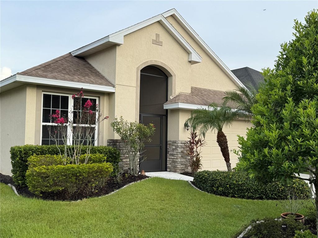 8301 BRIDGEPORT BAY CIRCLE, Mount Dora, FL 32757