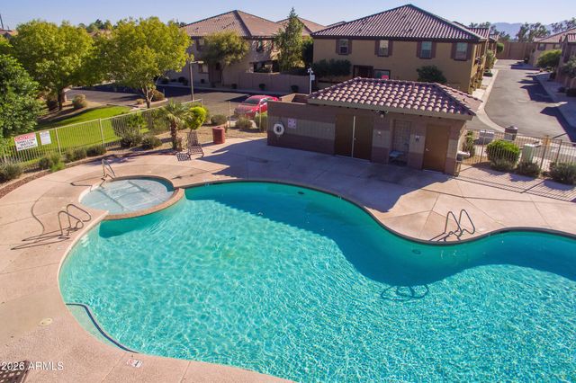 1438 N 80TH Lane, Phoenix, AZ 85043