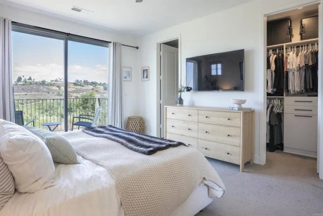 3022 Villeta Avenue, Carlsbad, CA 92010