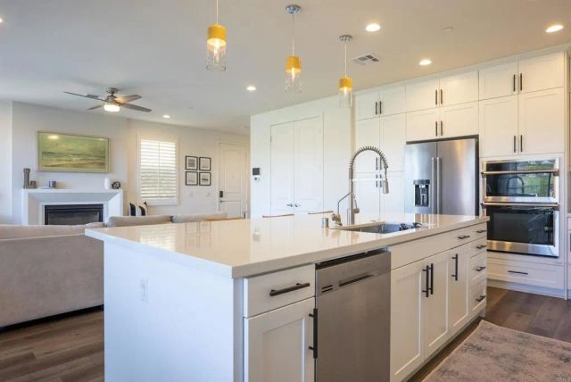 3022 Villeta Avenue, Carlsbad, CA 92010