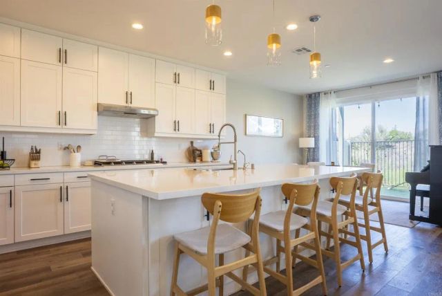 3022 Villeta Avenue, Carlsbad, CA 92010