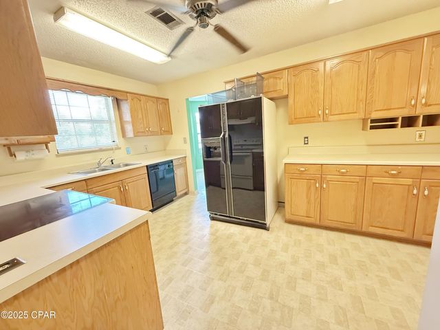 5141 Menawa Trail, Marianna, FL 32446