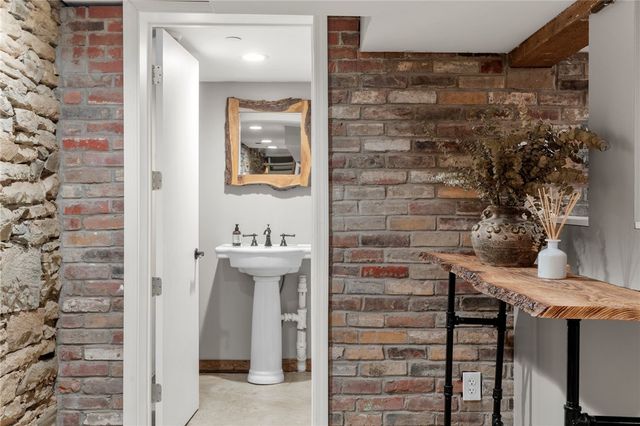 1010 Cedar Ave, Central North Side, PA 15212