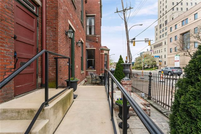 1010 Cedar Ave, Central North Side, PA 15212