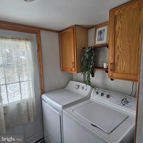 426 CENTER ST, Lykens, PA 17048