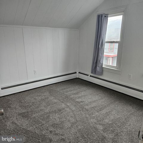 426 CENTER ST, Lykens, PA 17048