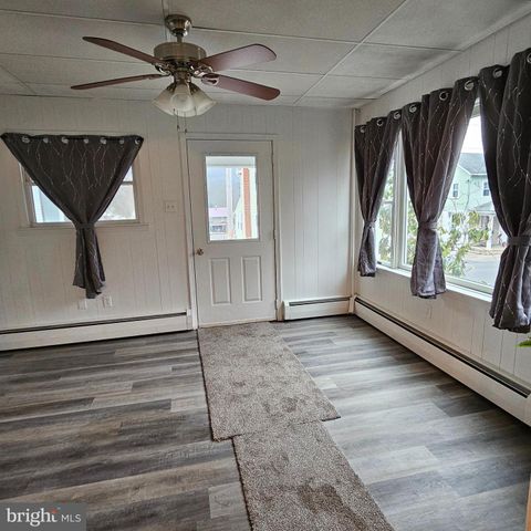 426 CENTER ST, Lykens, PA 17048