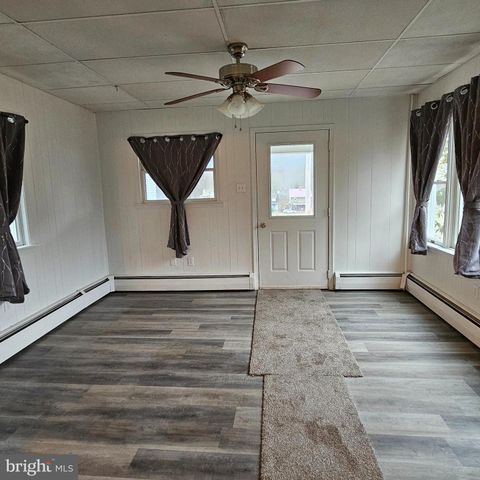 426 CENTER ST, Lykens, PA 17048