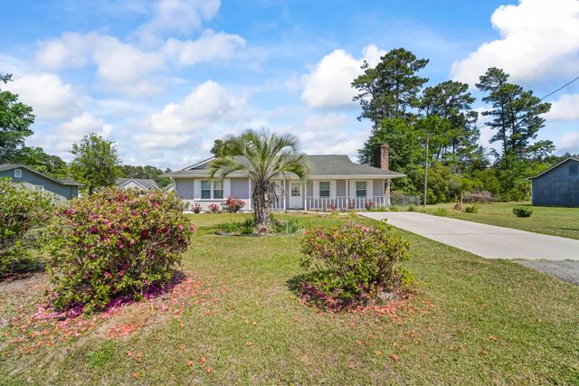 620 Mammie Dr., Myrtle Beach, SC 29588