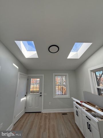 5049 8TH ST NE, Washington, DC 20017