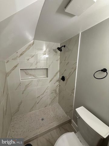 5049 8TH ST NE, Washington, DC 20017